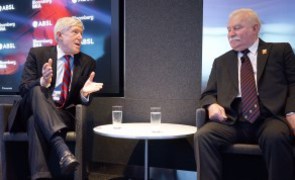 335,000 people now employed in business service centers in Central and Eastern Europe