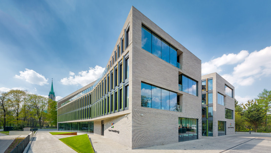 JLL will be the exclusive agent for Olimpia Software Pool in Łódź – an iconic building with history and a vision for the future