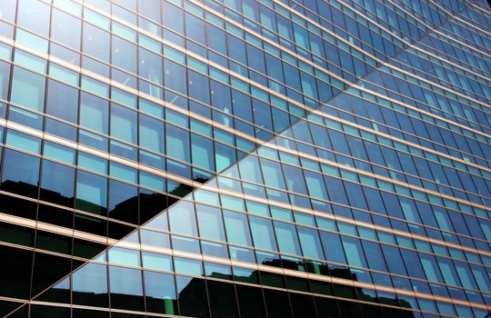 Business services sector continues its winning streak on the office market