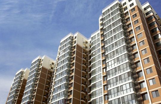 Despite a drop in residential sales, the market remains in a state of equilibrium